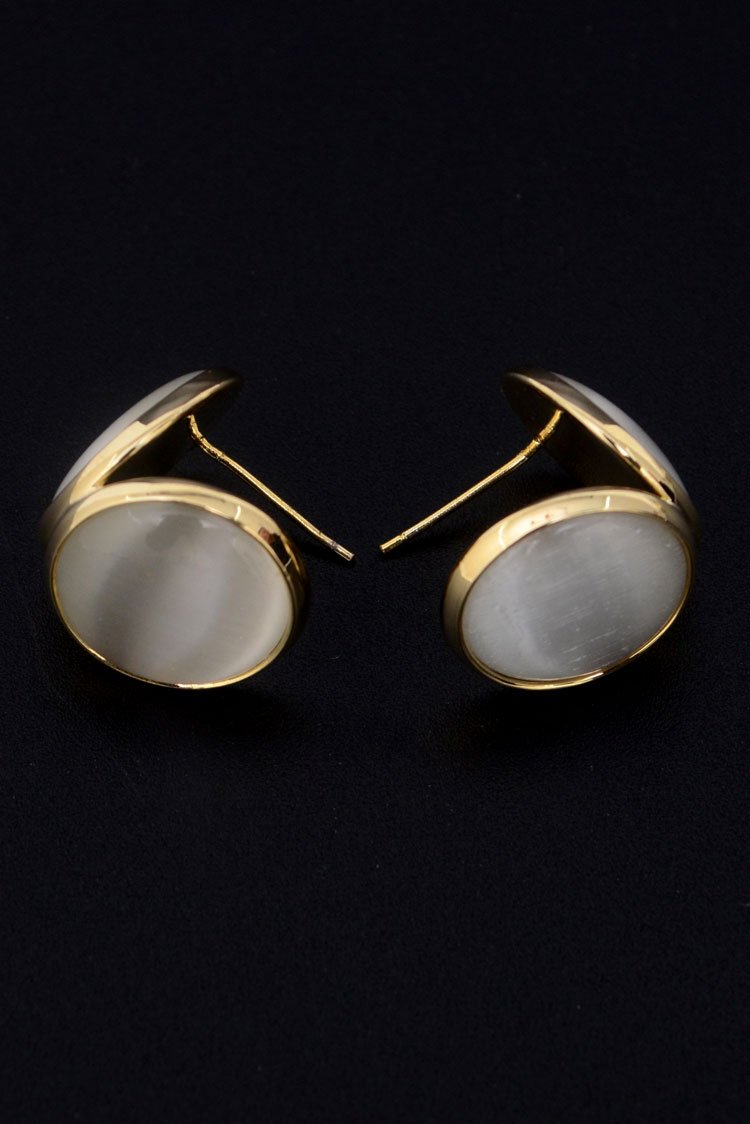 Ellena - Round Pearl Stud Earings