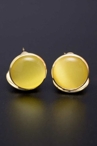 Ellena - Round Pearl Stud Earrings