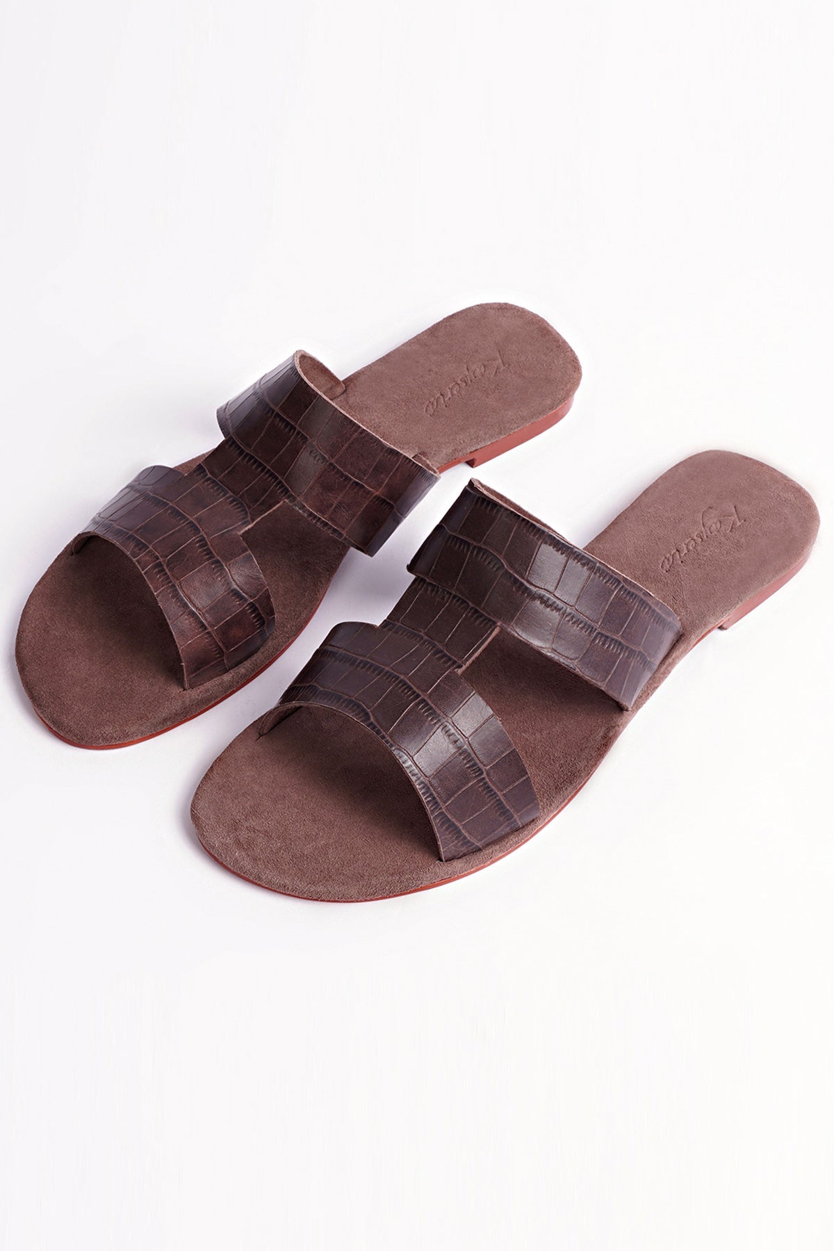 Kayseria - 1 Piece Pure Leather Chappal