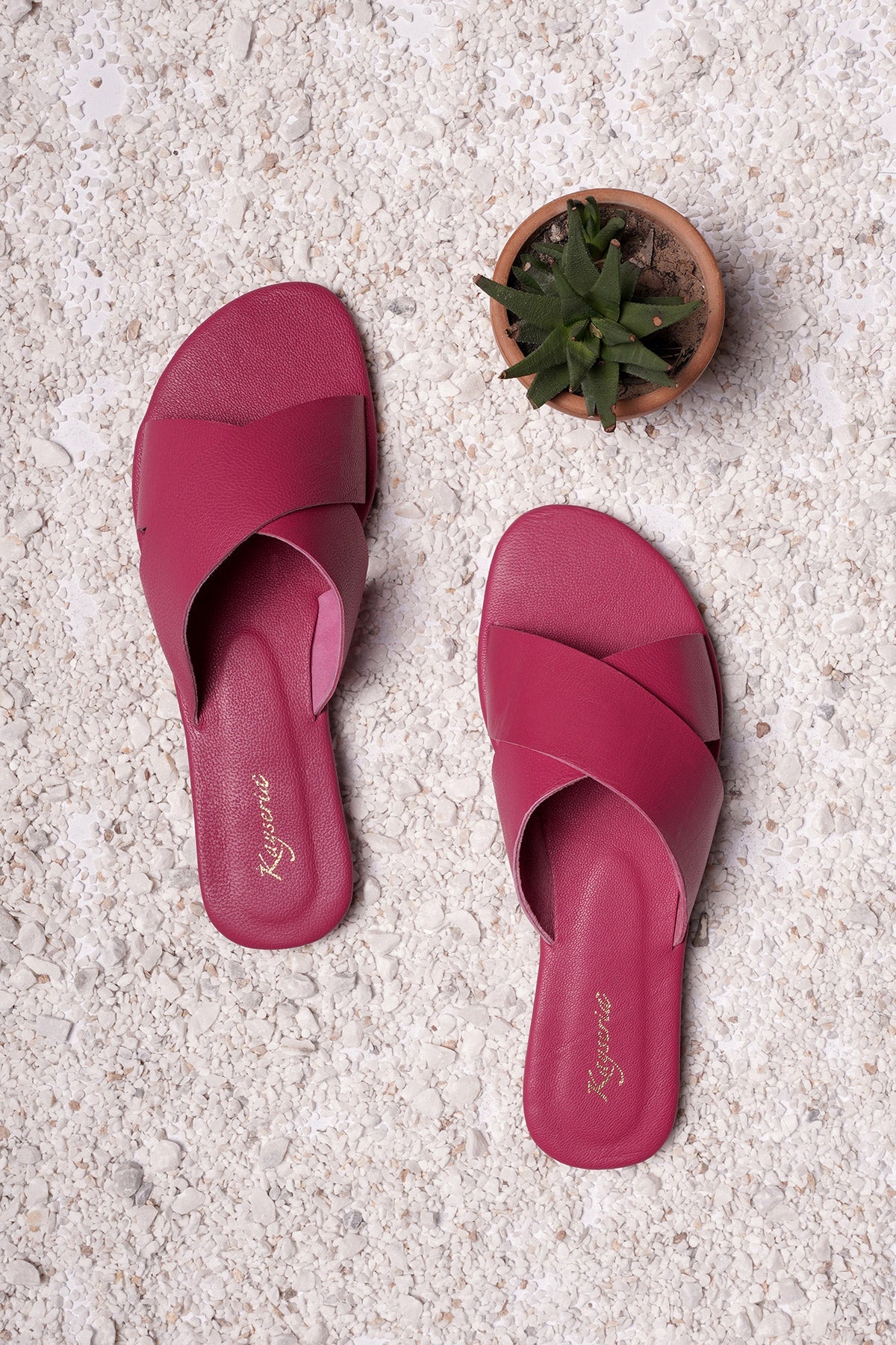 Kayseria - 1 Piece Pure Leather Chappal