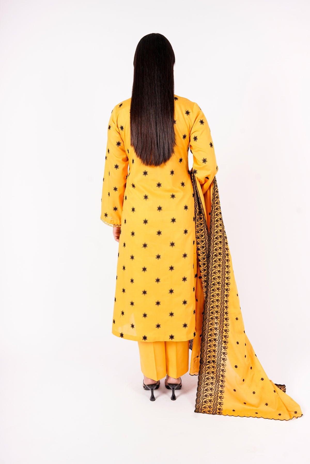 Kayseria - 3 Piece Cotton Lawn Suit