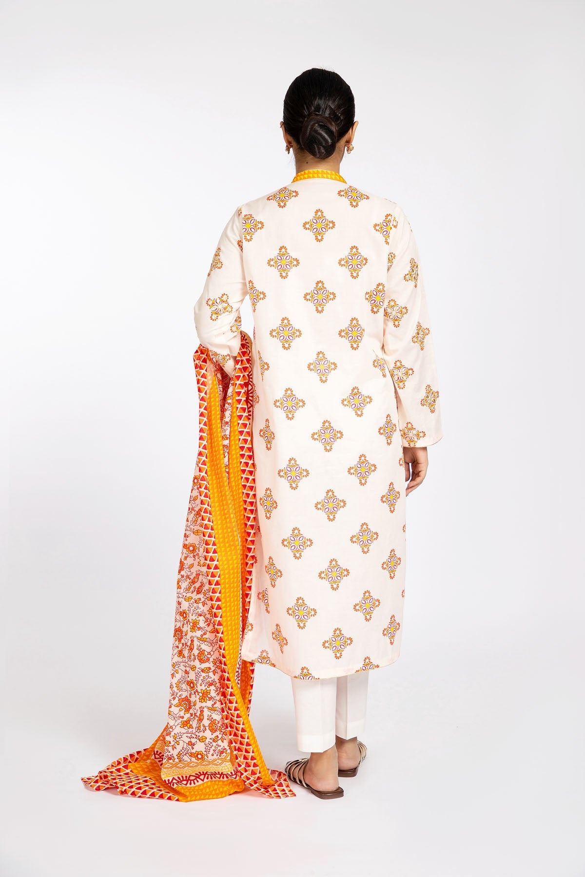 Kayseria - 2 Piece Cotton Lawn Shirt & Dupatta