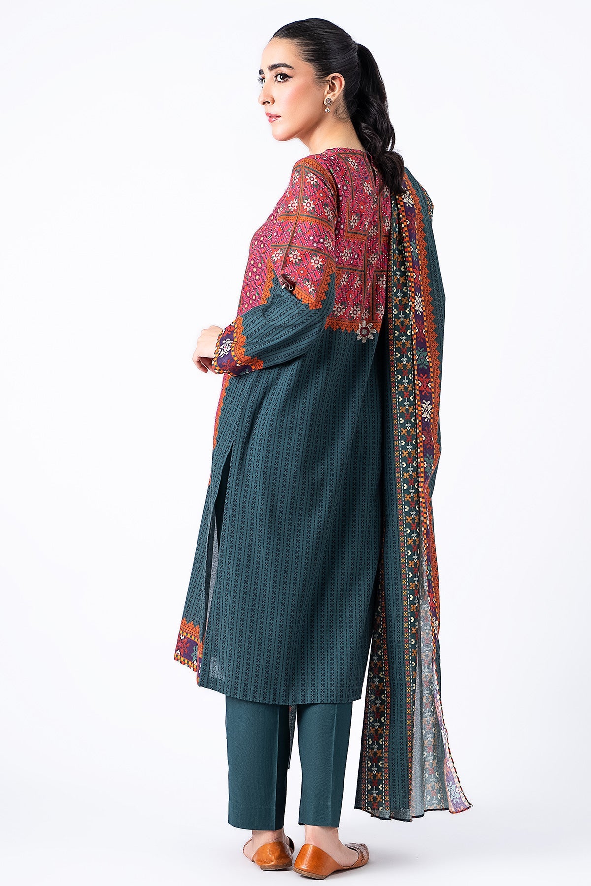 Kayseria - 3 Piece Khaddar Suit