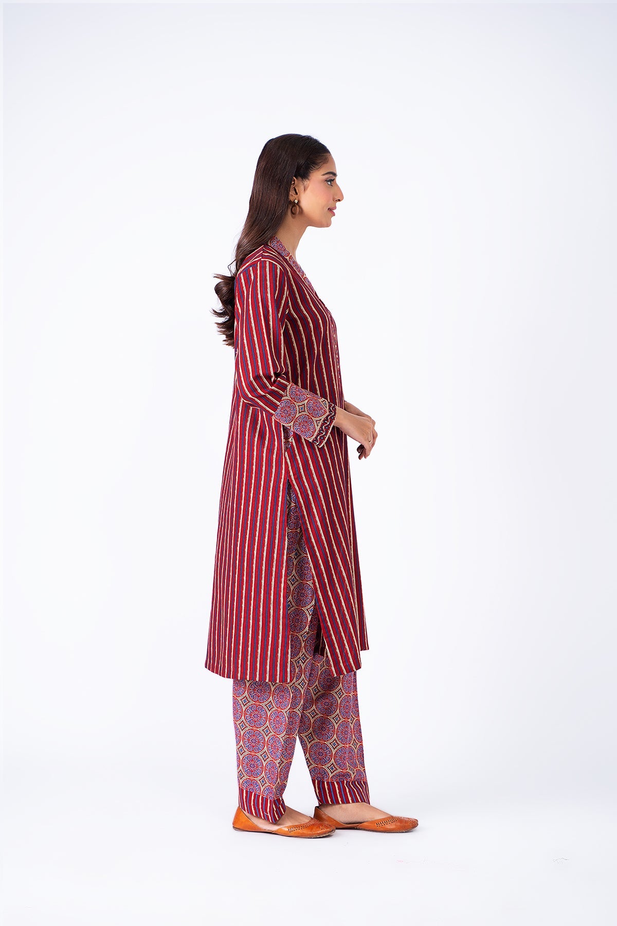 Kayseria - 2 Piece Khaddar Shirt & Trouser