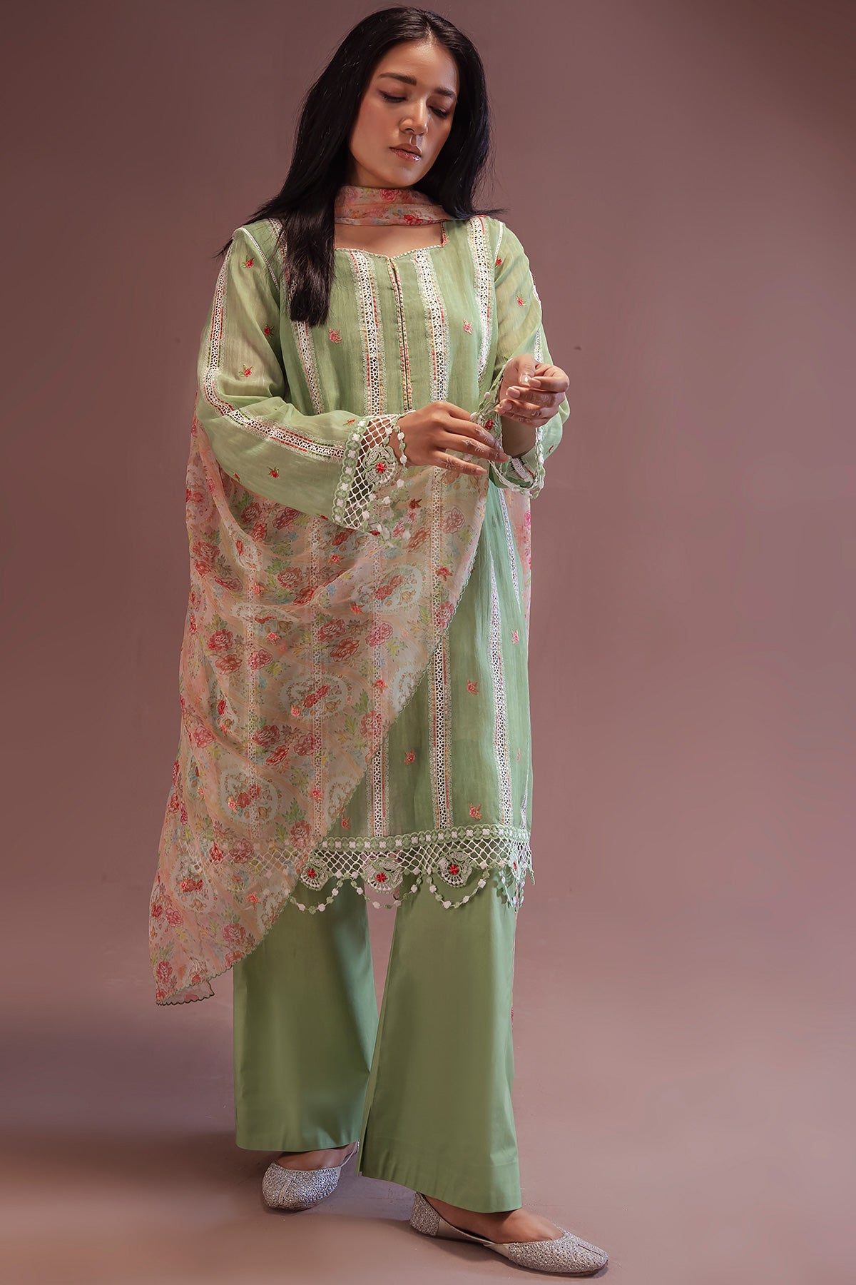 Kayseria - 3 Piece Dhaka Malmal Suit