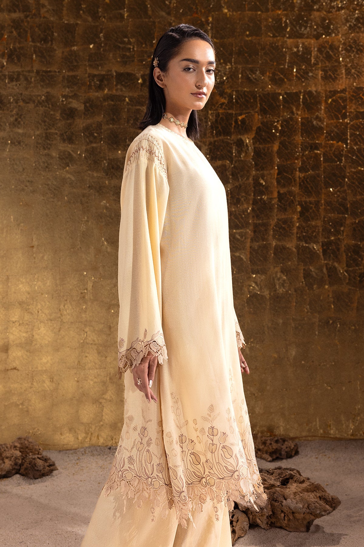 Kayseria - 2 Piece Viscose Karandi Shirt & Shalwar