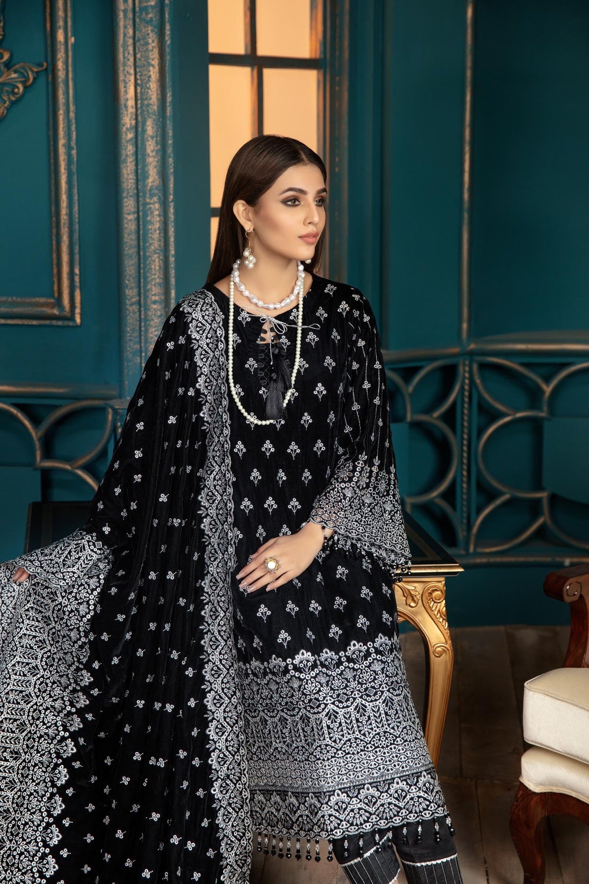 Adan's Libas - Black Rose - Embroidered Velvet 3 piece