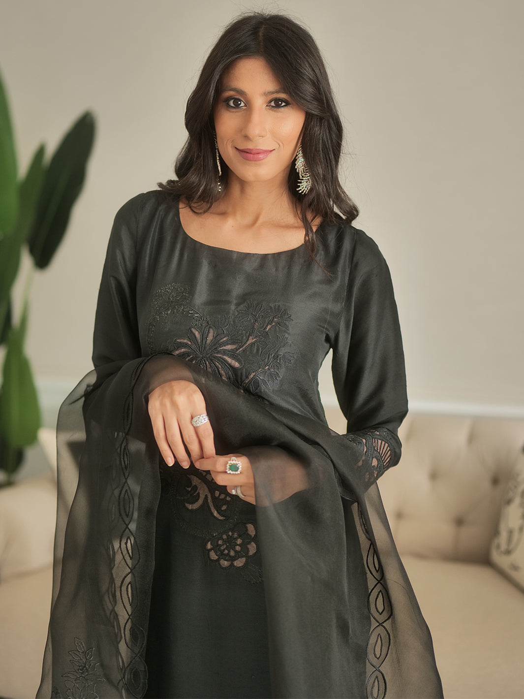 Abeera Usman - Black