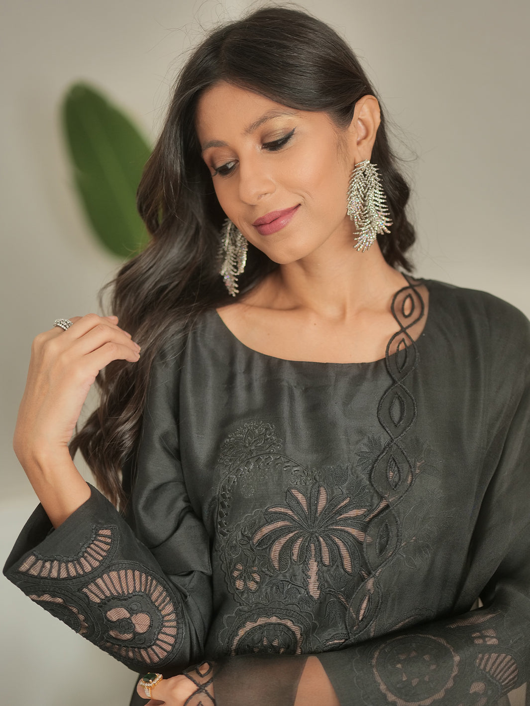 Abeera Usman - Black