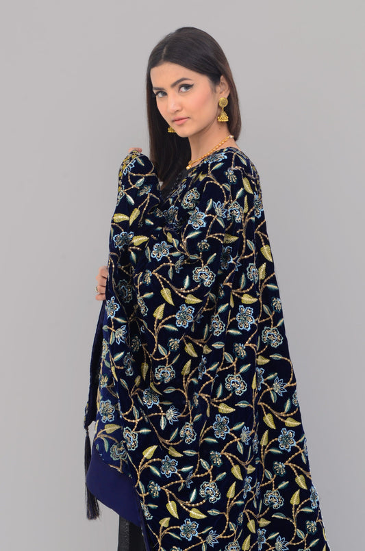 Ellena - Embroidered Velvet Shawl