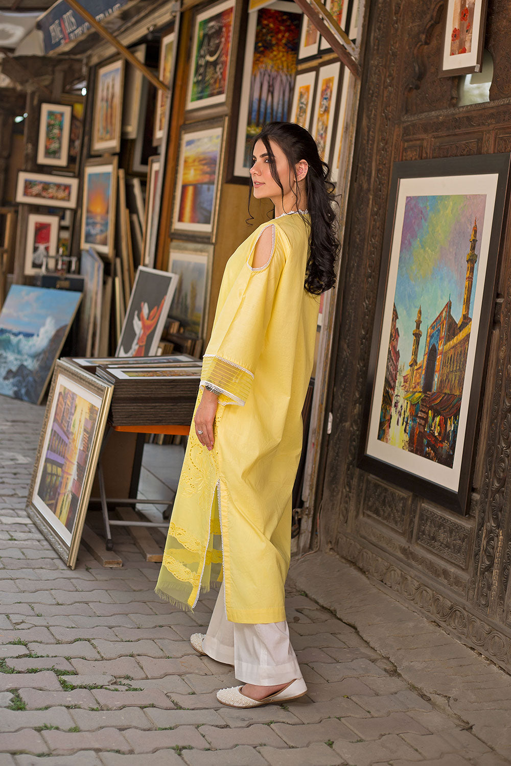 Lyla - Embroidered Schiffli Kurta (LP21005)