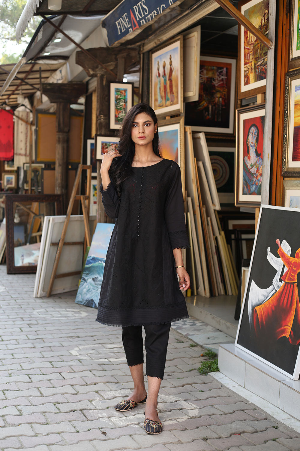 Lyla - Embroidered Schiffli Kurta (LP21006)