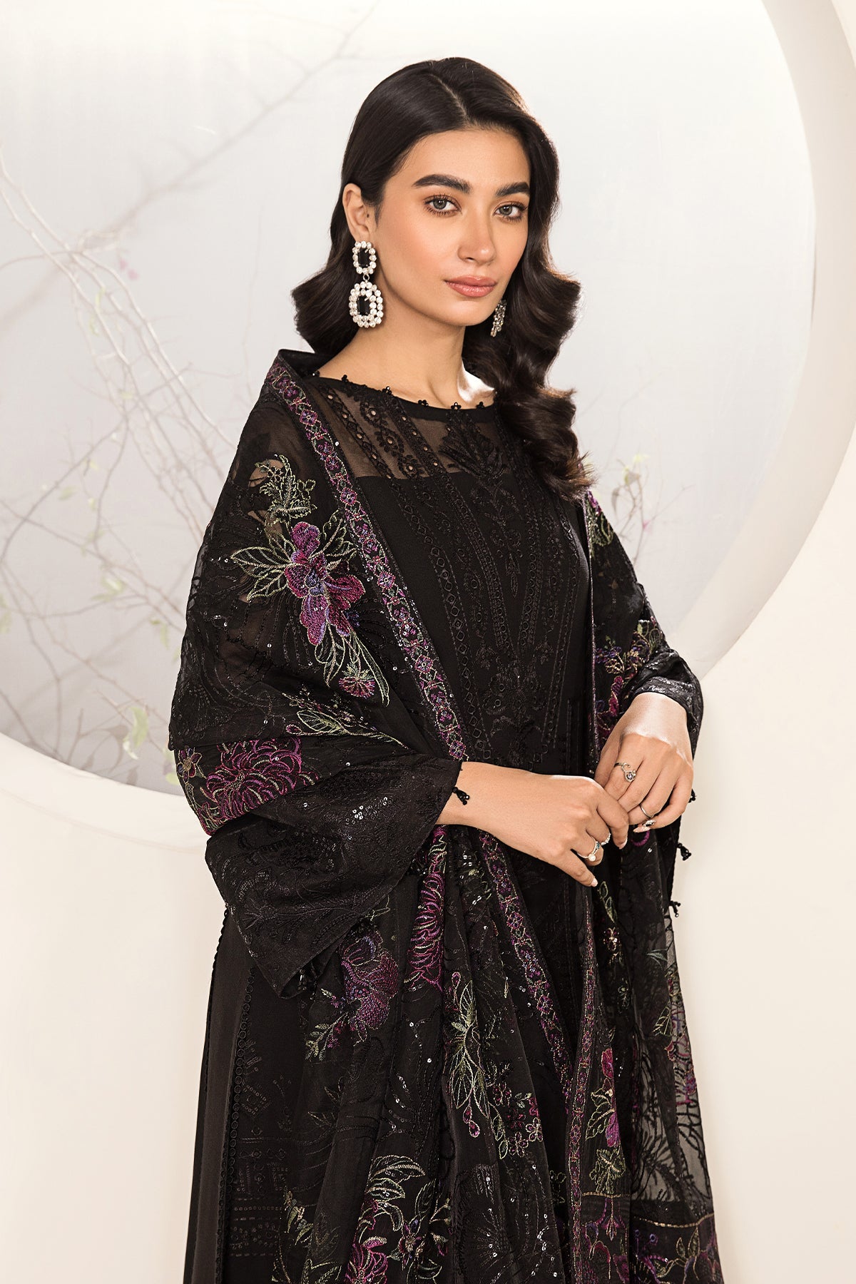 Alizeh - Embroidered Chiffon Black - V15D03 - Amera