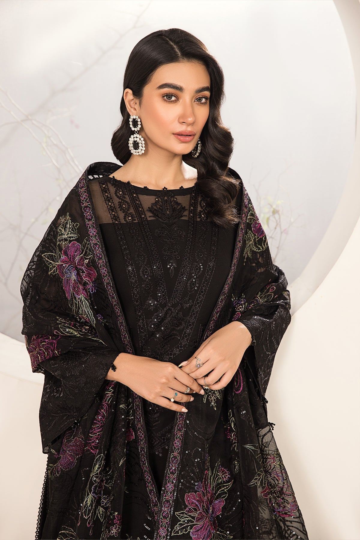 Alizeh - Embroidered Chiffon Black - V15D03 - Amera