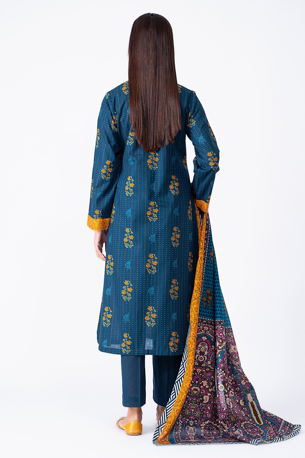 Kayseria - 3 Piece Khaddar Suit