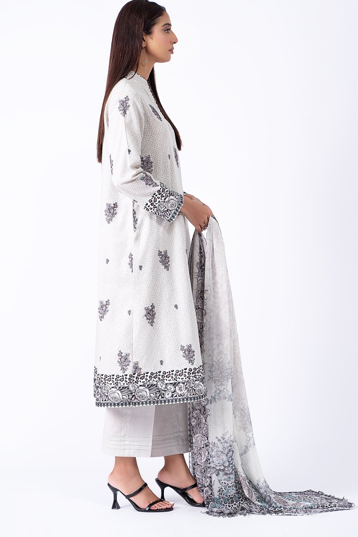 Kayseria - 3 Piece Khaddar Suit