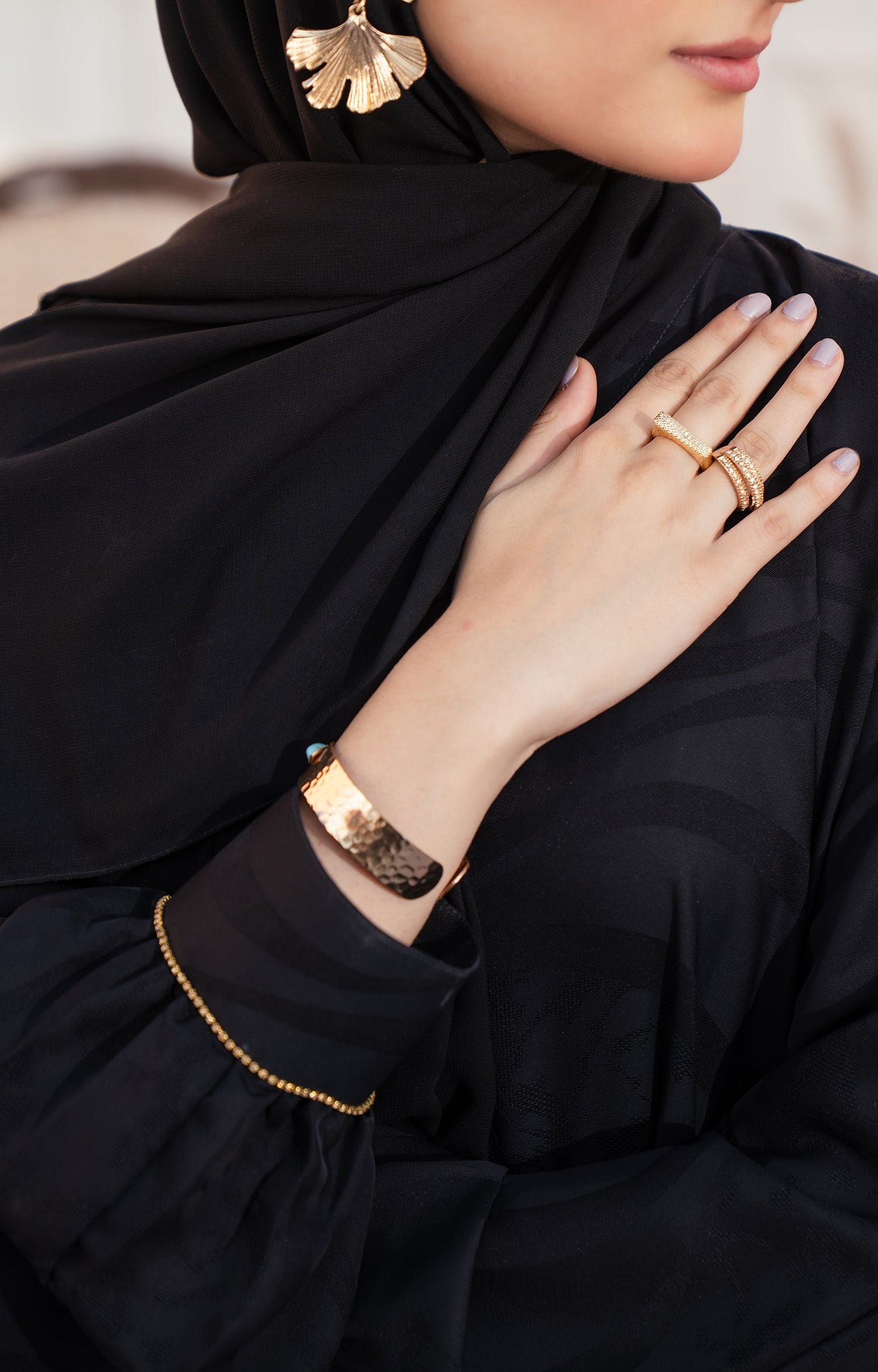 Hareer - SERVA  BLACK FRONT OPEN ABAYA