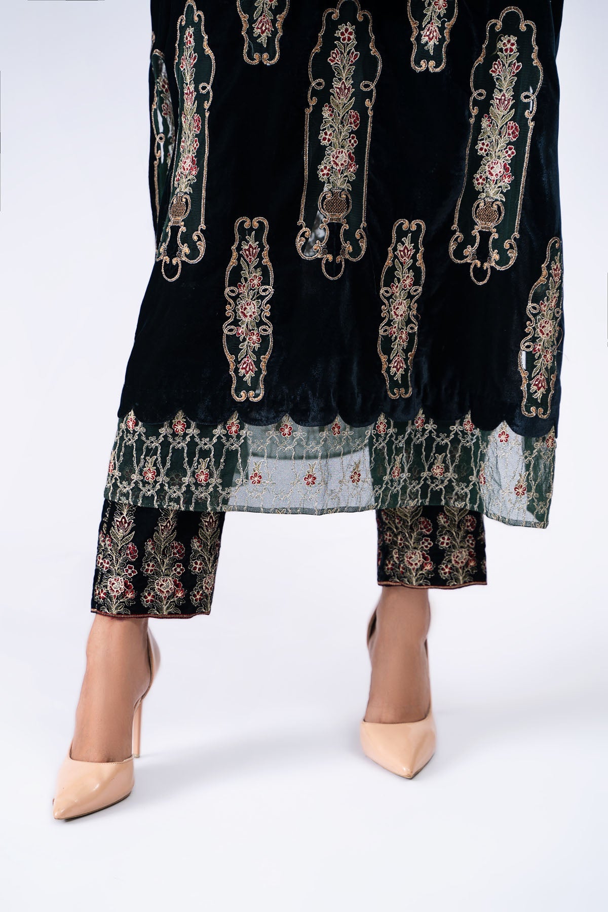 Kayseria - 2 Piece Velvet Shirt & Shalwar