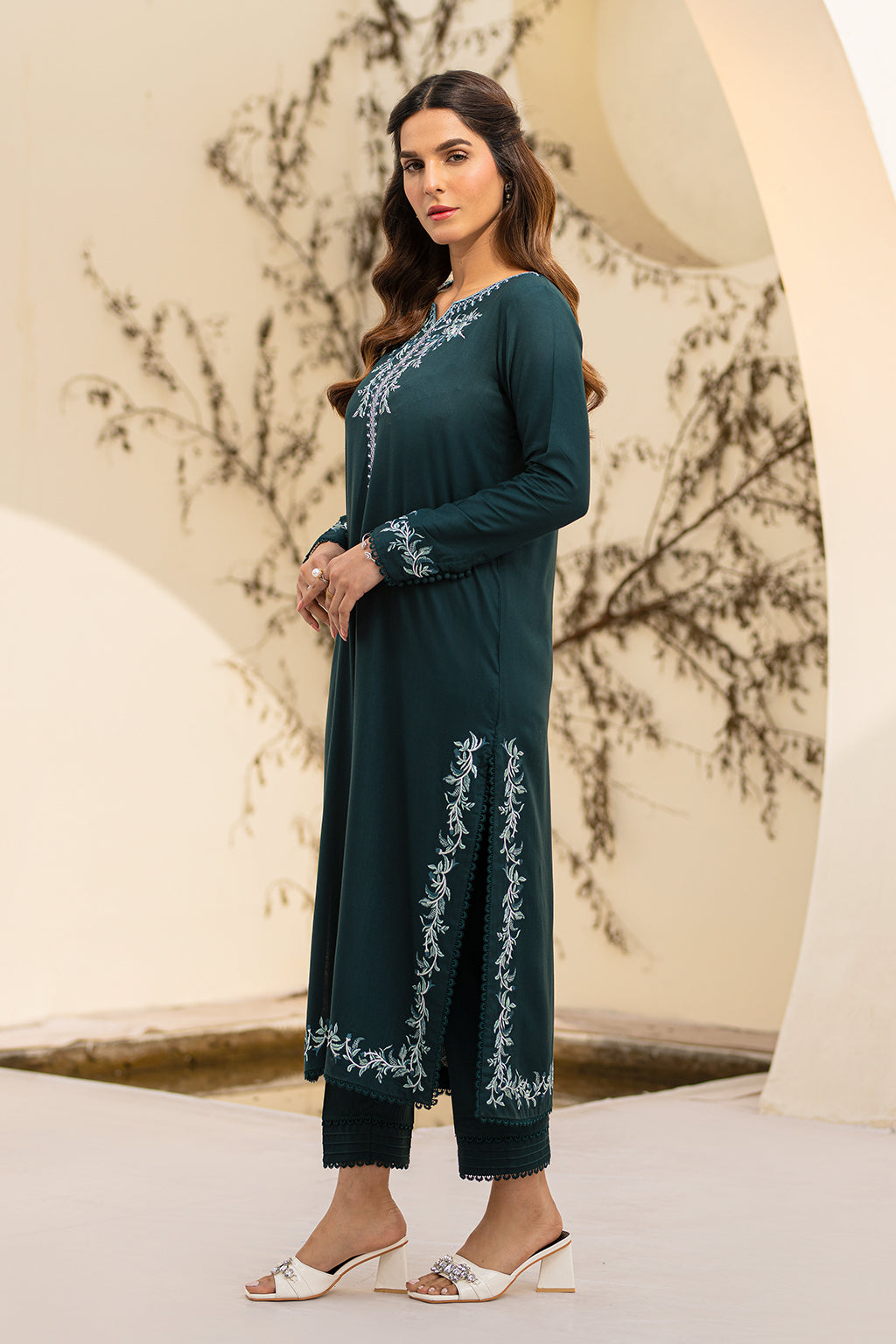Elegance - ANISA