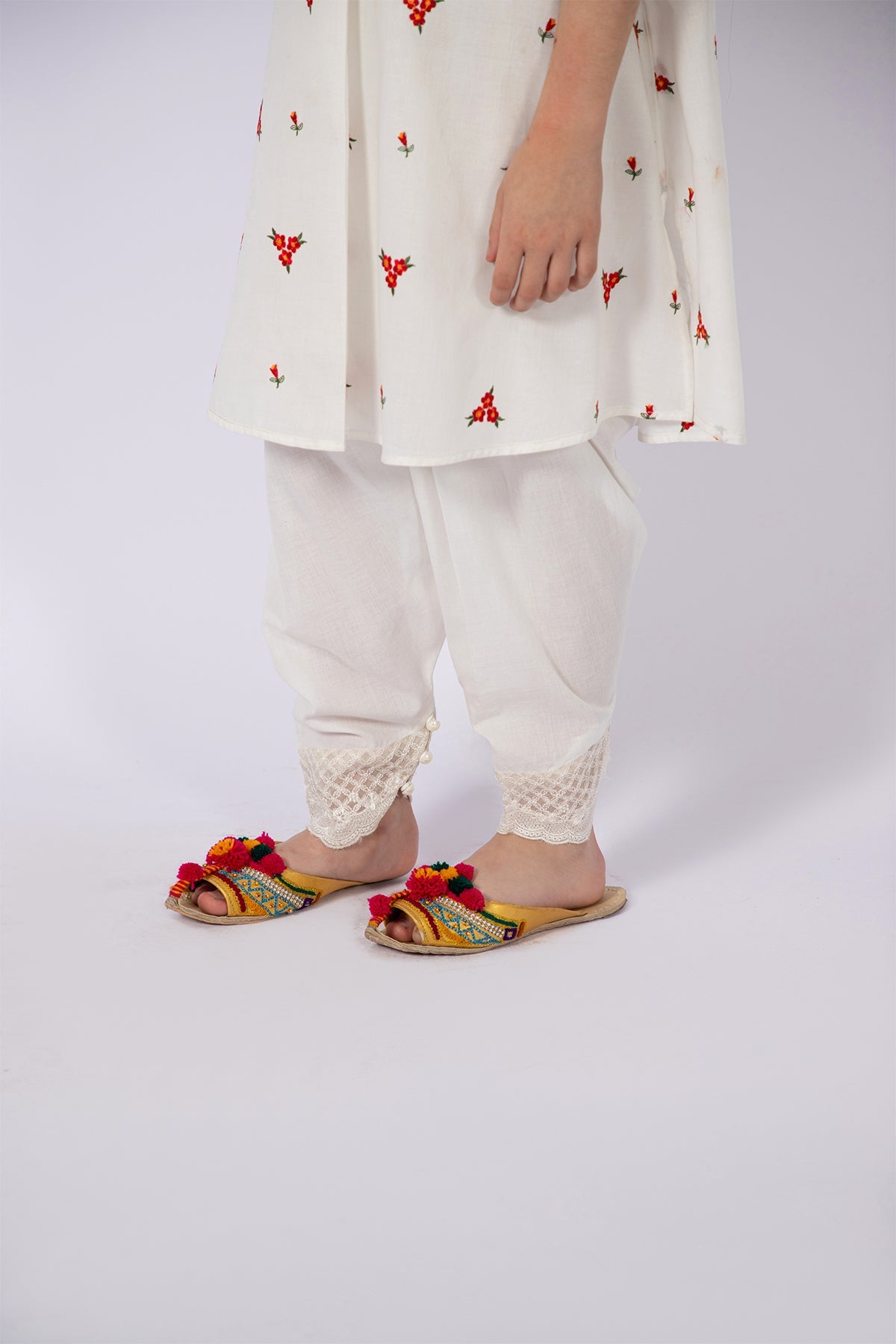 Kayseria - 1 Piece Cambric Shalwar