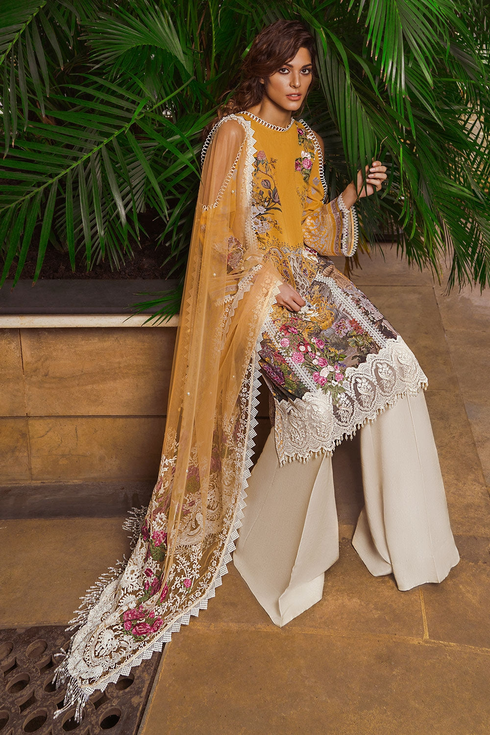 Sobia Nazir - Design 7B Lawn 2019