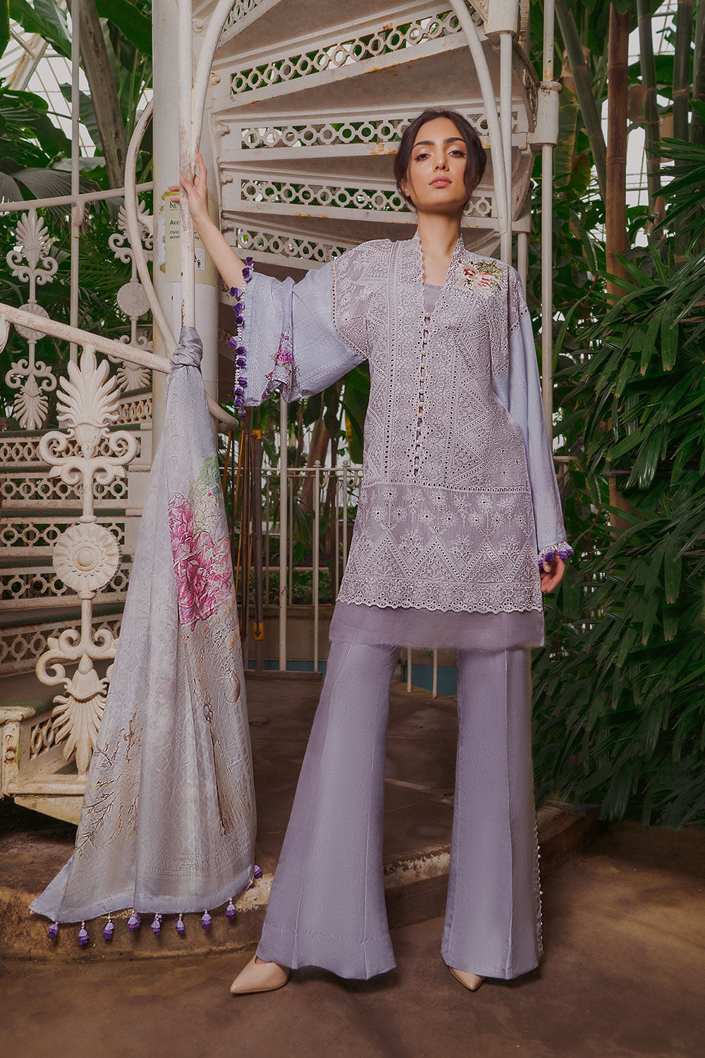 Sobia Nazir - Design 8A Lawn 2019