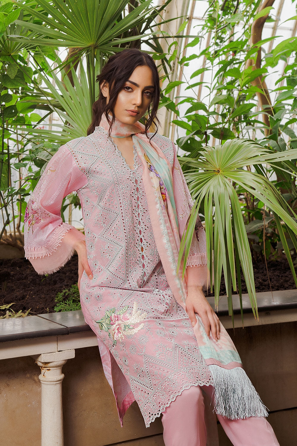 Sobia Nazir - Design 8B Lawn 2019