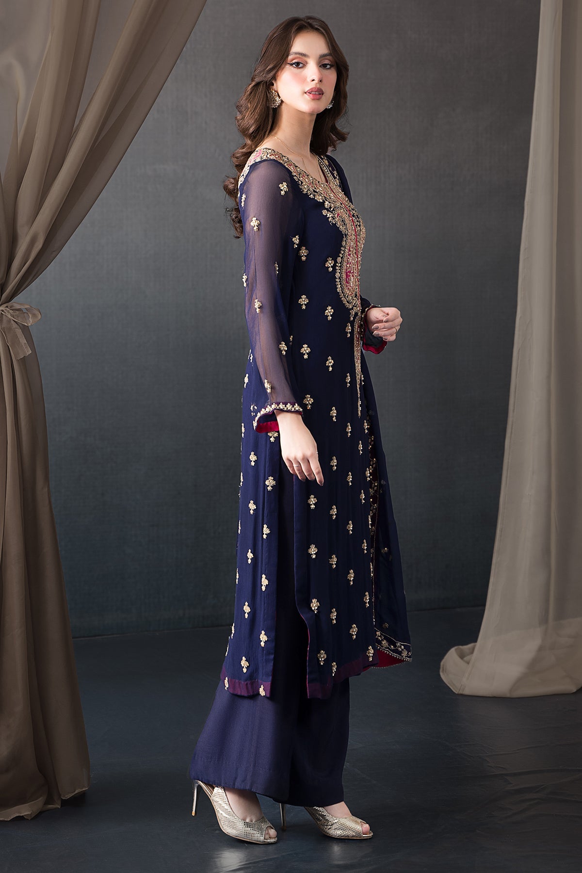 Kayseria - 3 Piece Pk Chiffon Suit