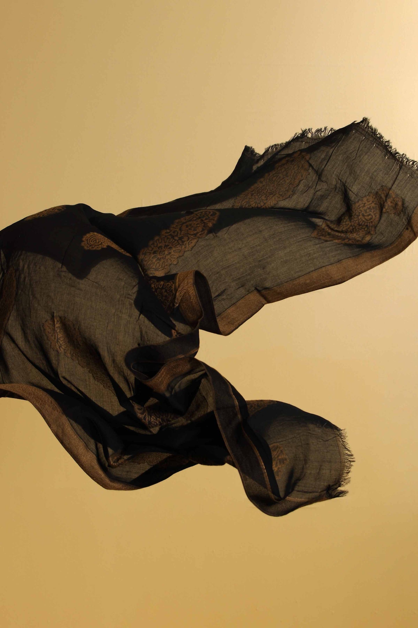 Nishat Linen - Black Women Scarf - 432652103