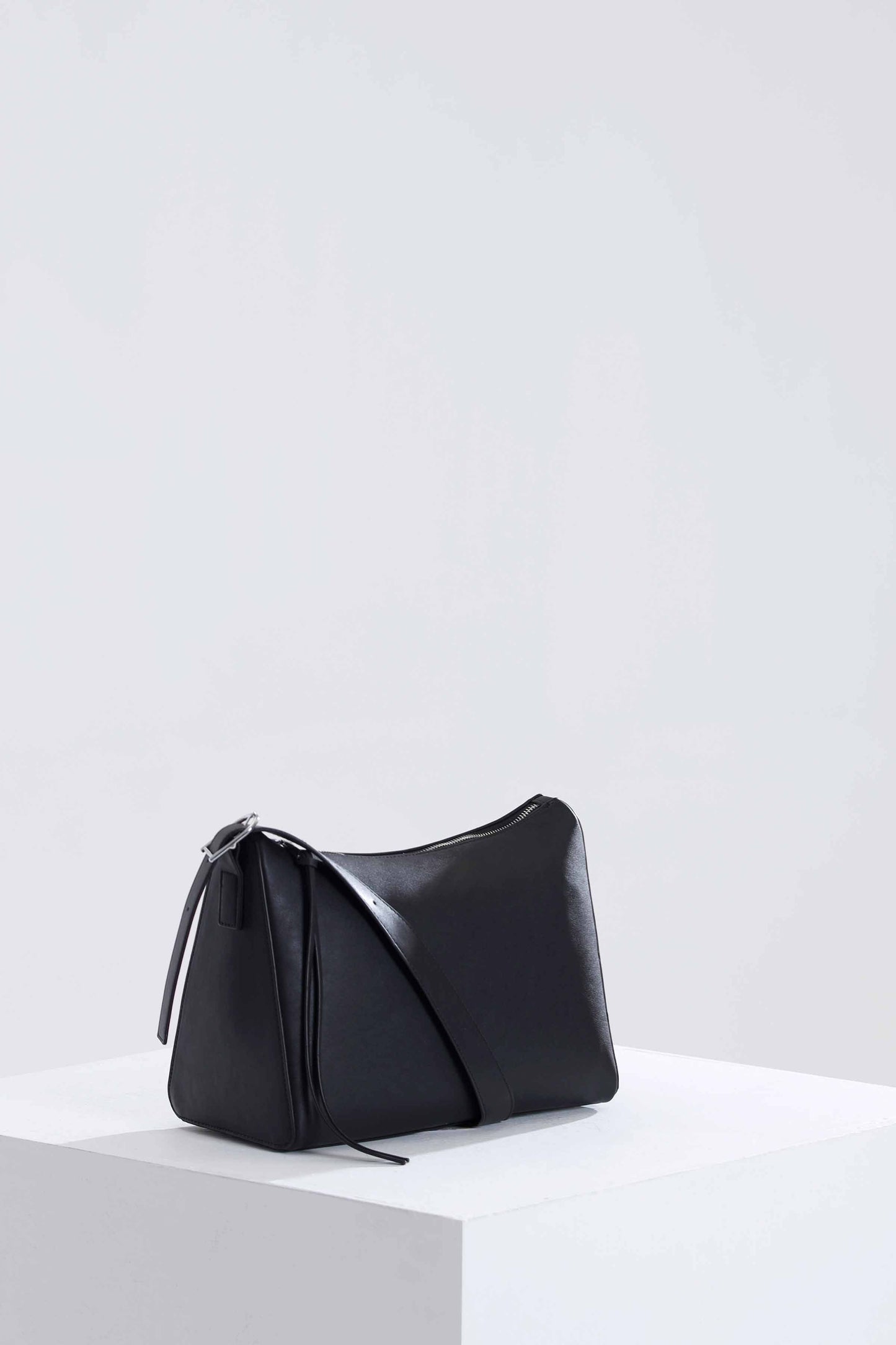 Nishat Linen - Black Shoulder Bag-433622103
