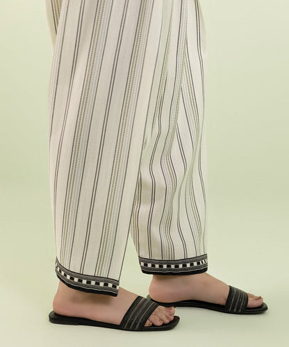 Sapphire - Printed Khaddar Shalwar