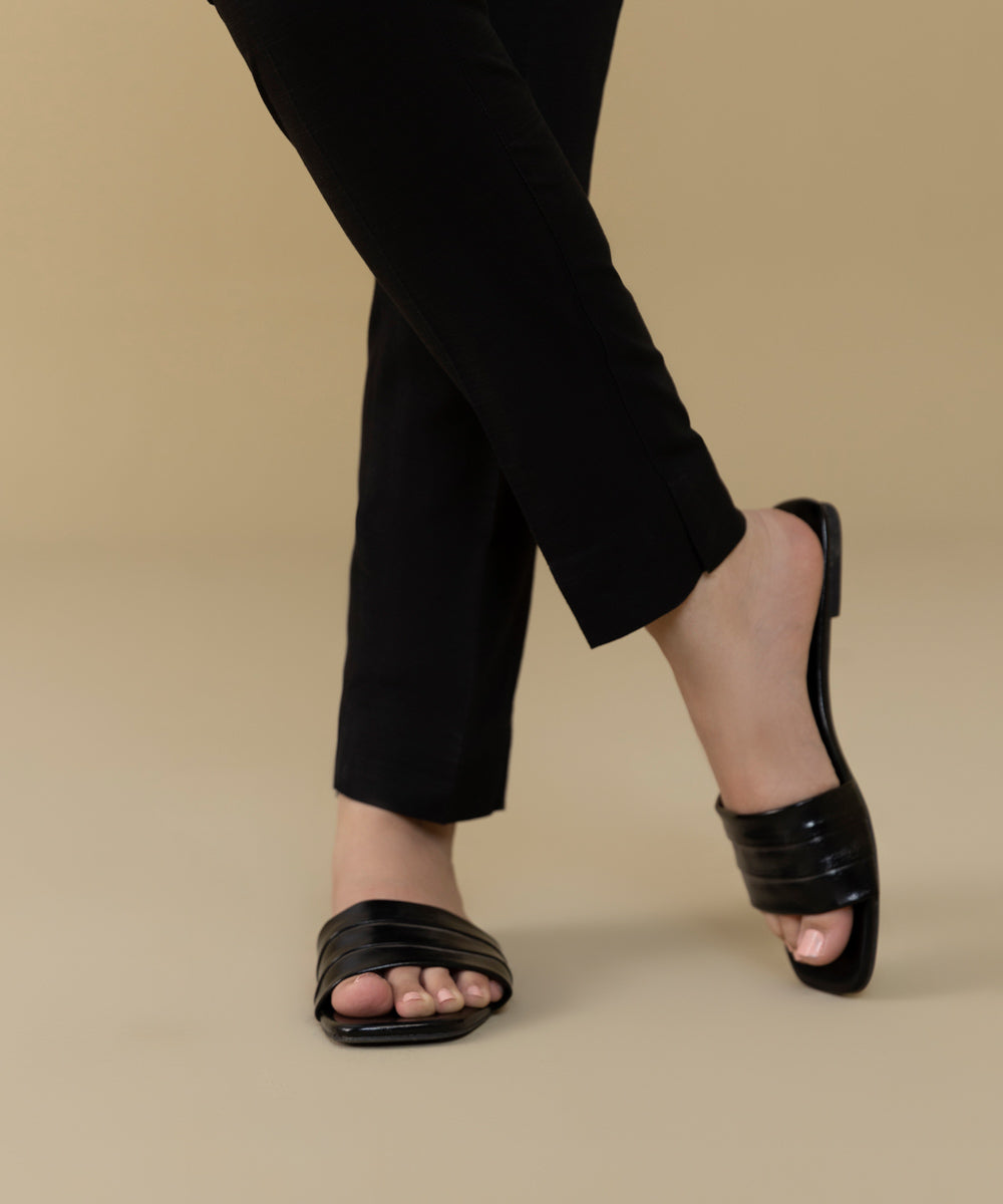 Sapphire - Khaddar Cigarette Pants