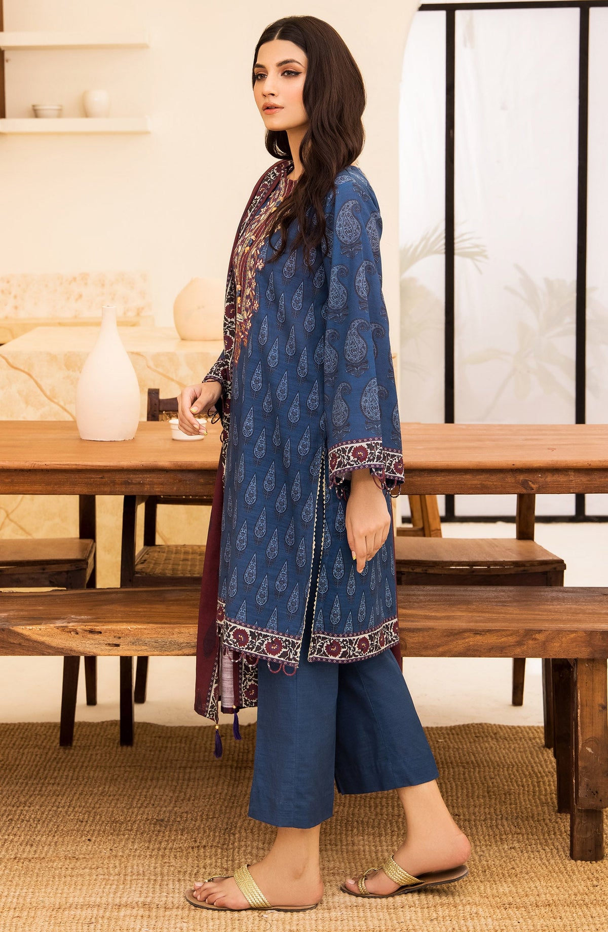 Orient - Unstitched 3 Piece Embroidered Khaddar Shirt , Khaddar Pant and Khaddar Dupatta