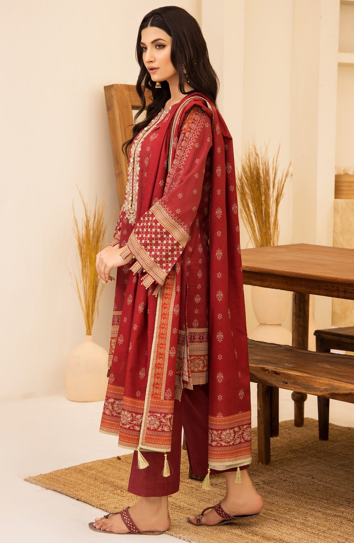 Orient - Unstitched 3 Piece Embroidered Khaddar Shirt , Khaddar Pant and Khaddar Dupatta