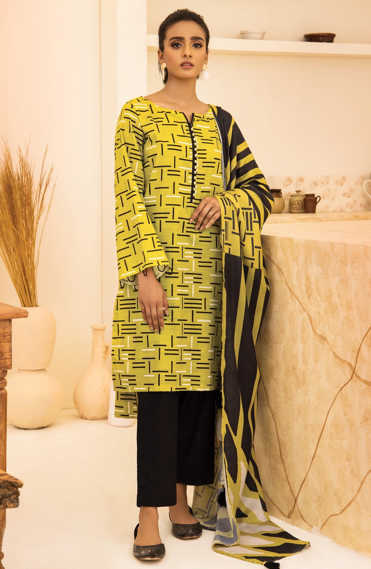 Orient - Unstitched 2 Piece Printed Khaddar Shirt and Out source Dupatta