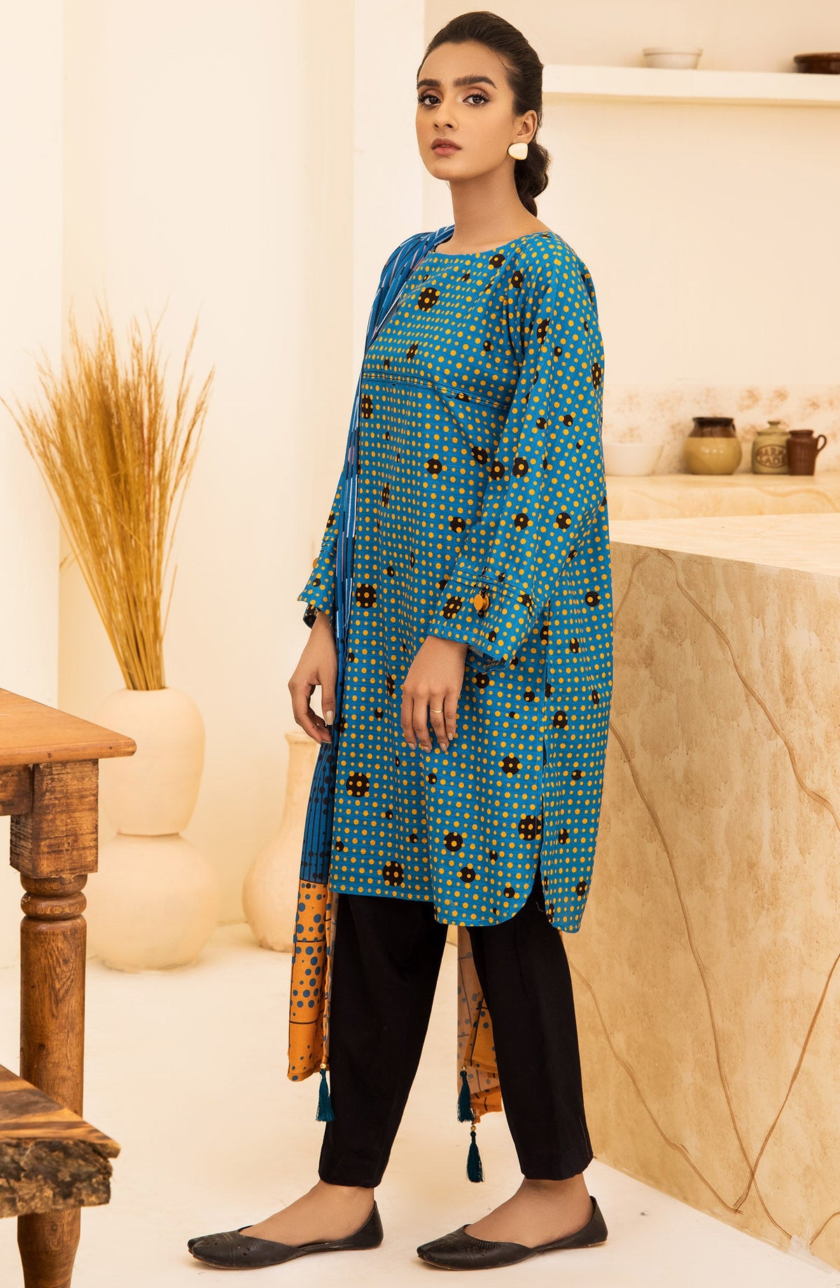 Orient - Unstitched 2 Piece Printed Khaddar Shirt and Shawl Dupatta