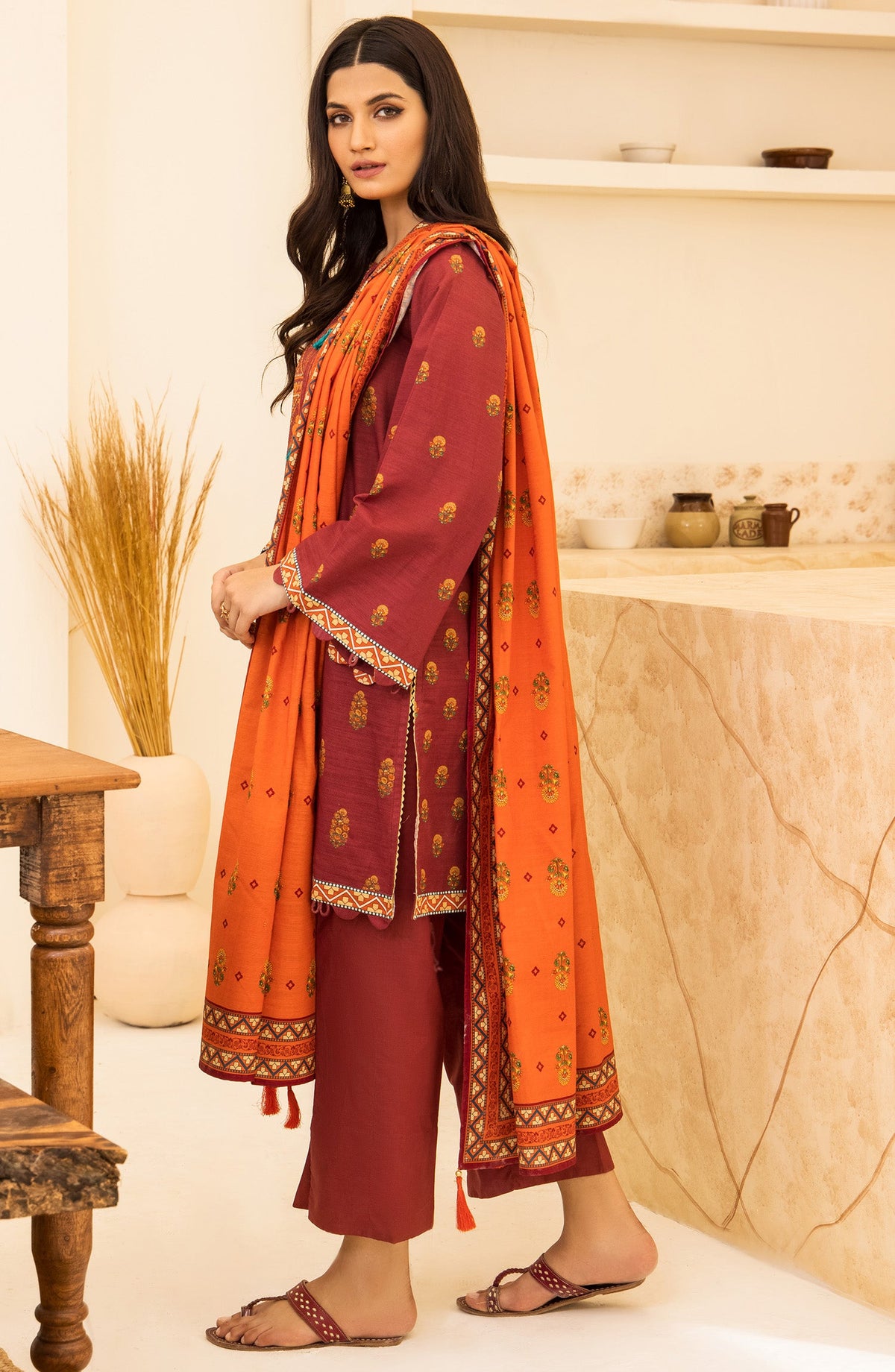 Orient - Unstitched 3 Piece Embroidered Khaddar Shirt , Khaddar Pant and Khaddar Dupatta
