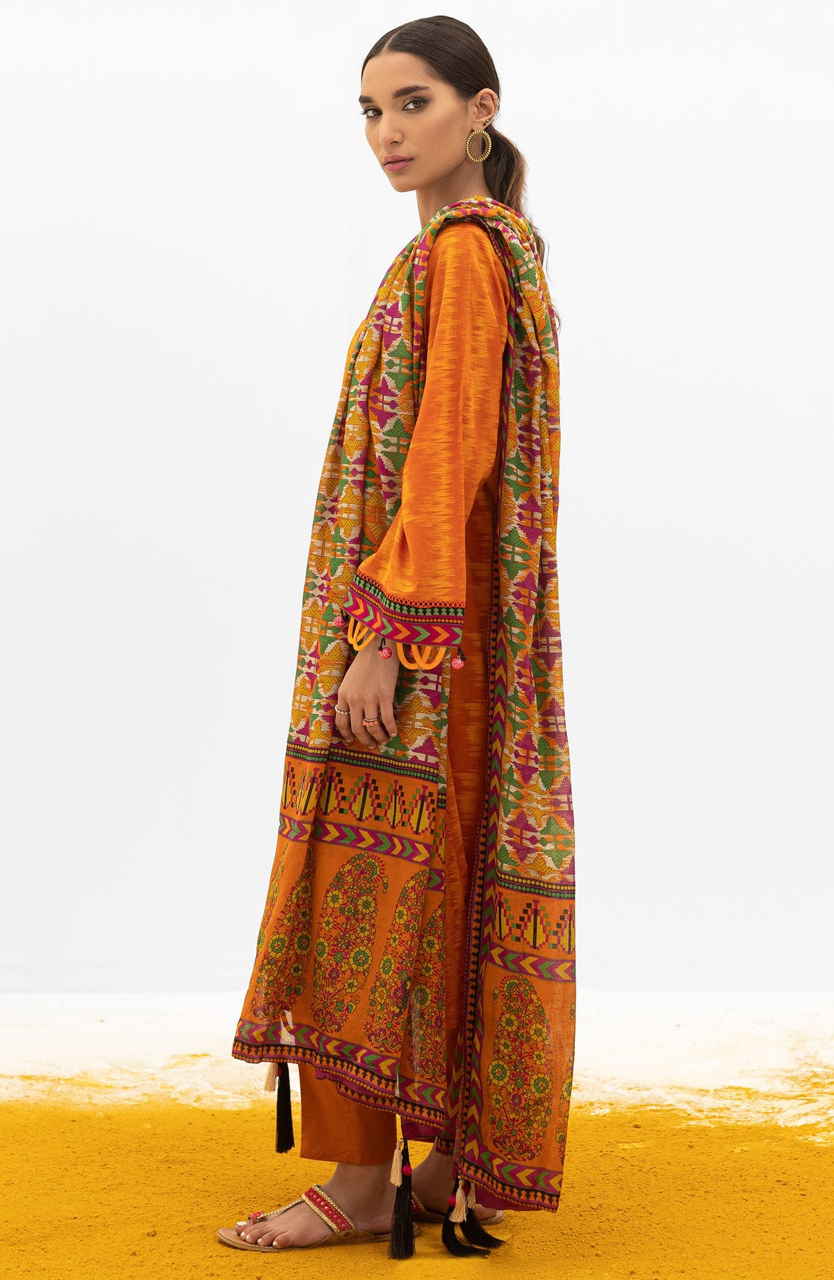 Orient - Unstitched 3 Piece Embroidered Lawn Shirt , Cambric Pant and Lawn Dupatta