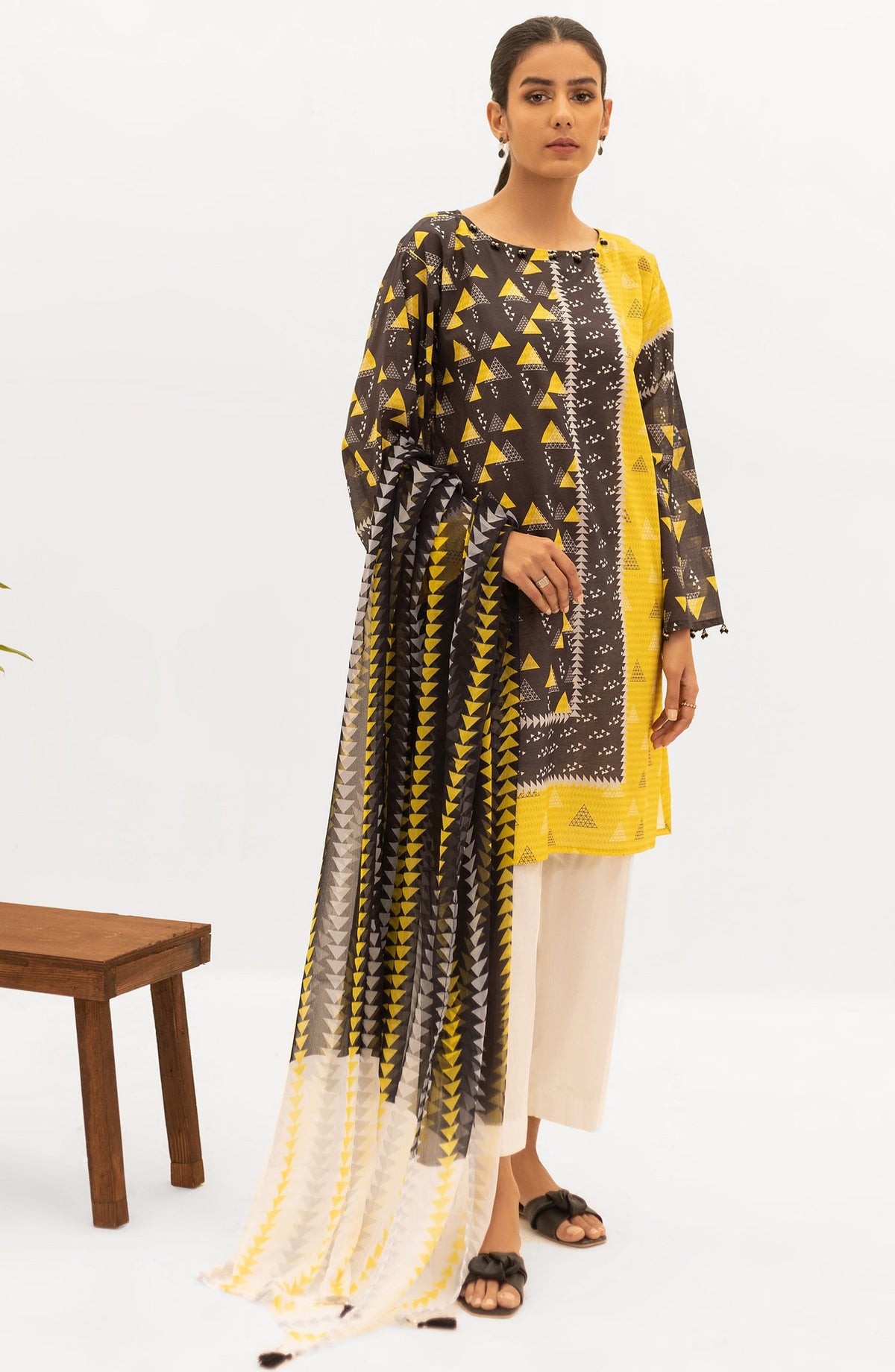 Orient - Unstitched 2 Piece Printed Lawn Shirt and Chiffon Dupatta