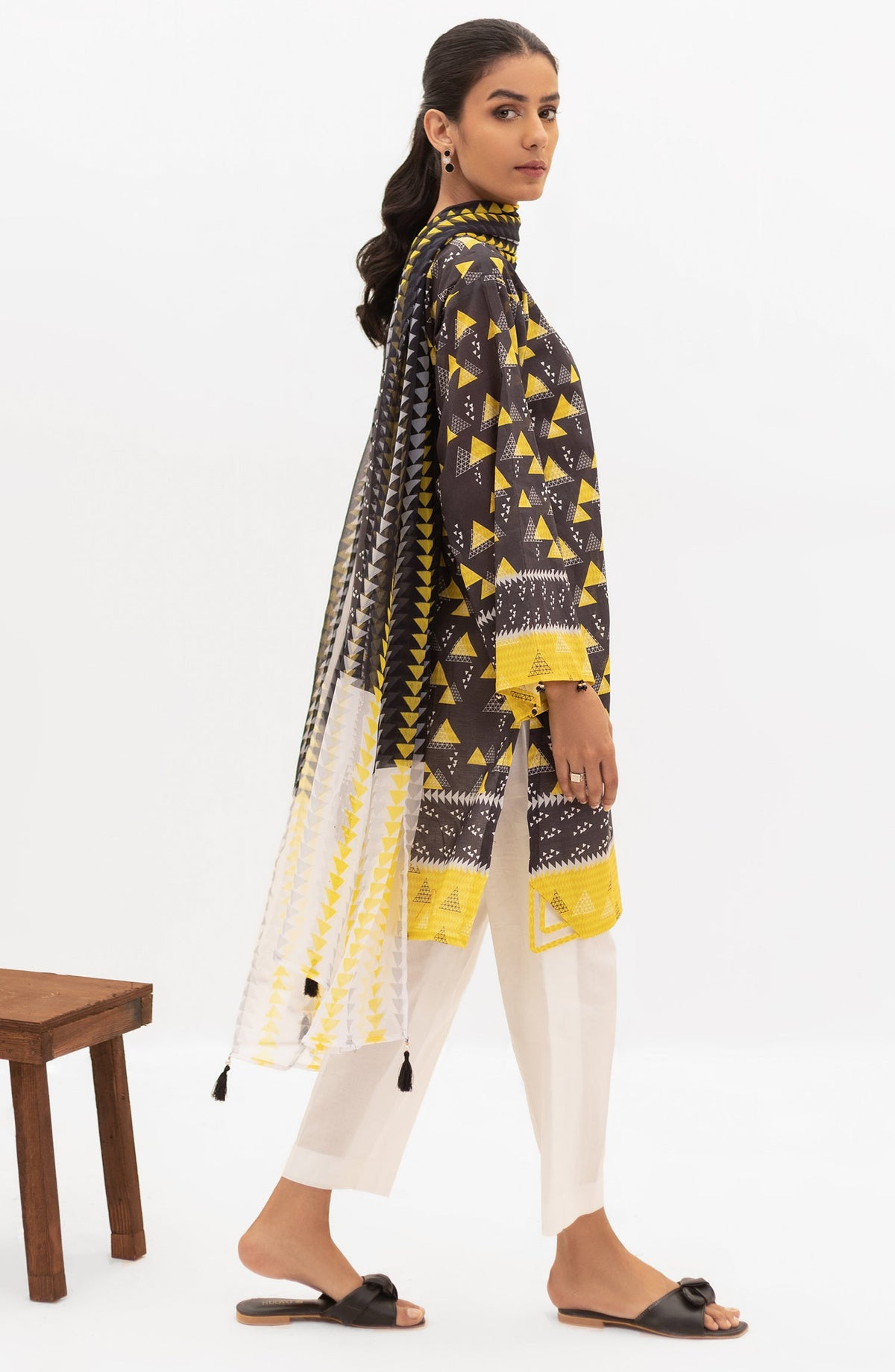 Orient - Unstitched 2 Piece Printed Lawn Shirt and Chiffon Dupatta