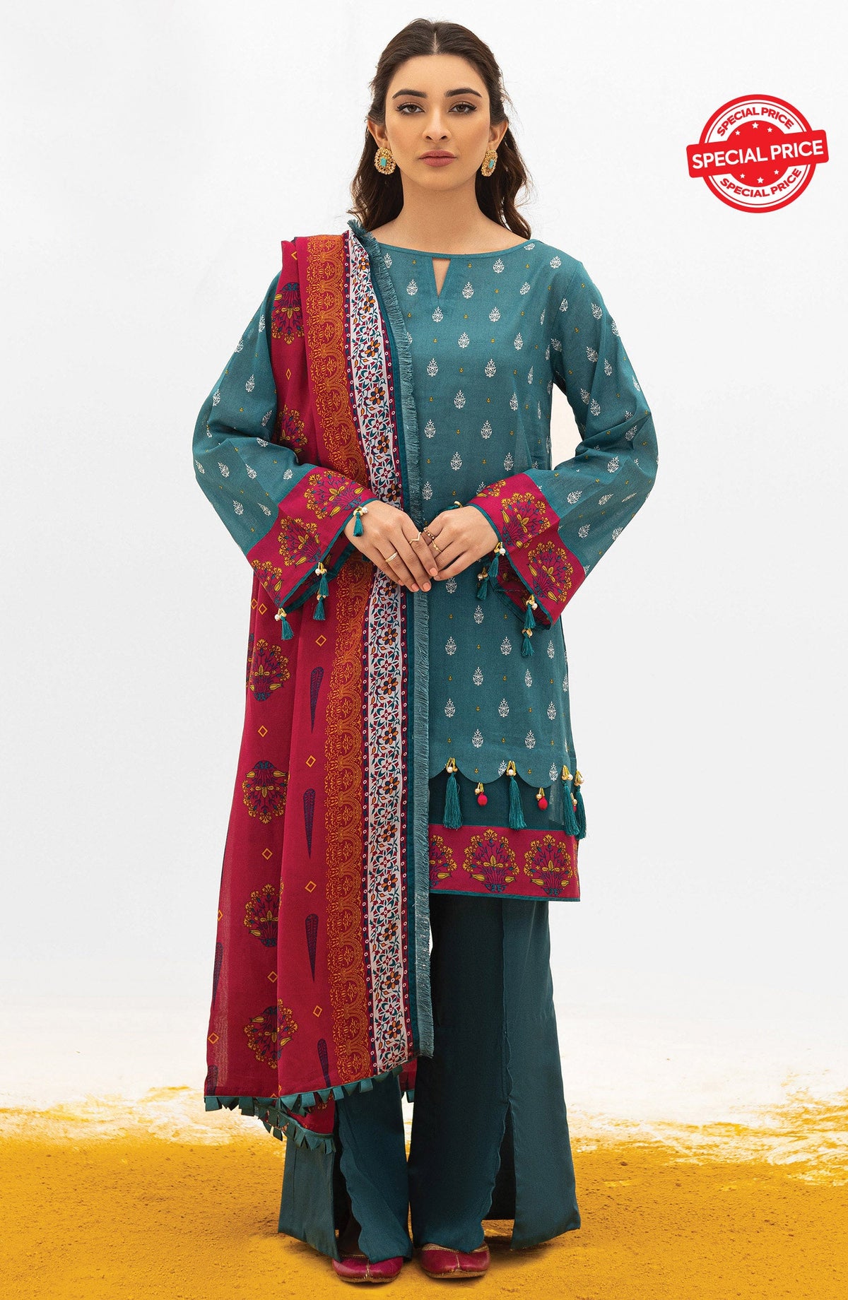 Orient - Unstitched 3 Piece Printed Lawn Shirt , Cambric Pant and Lawn Dupatta