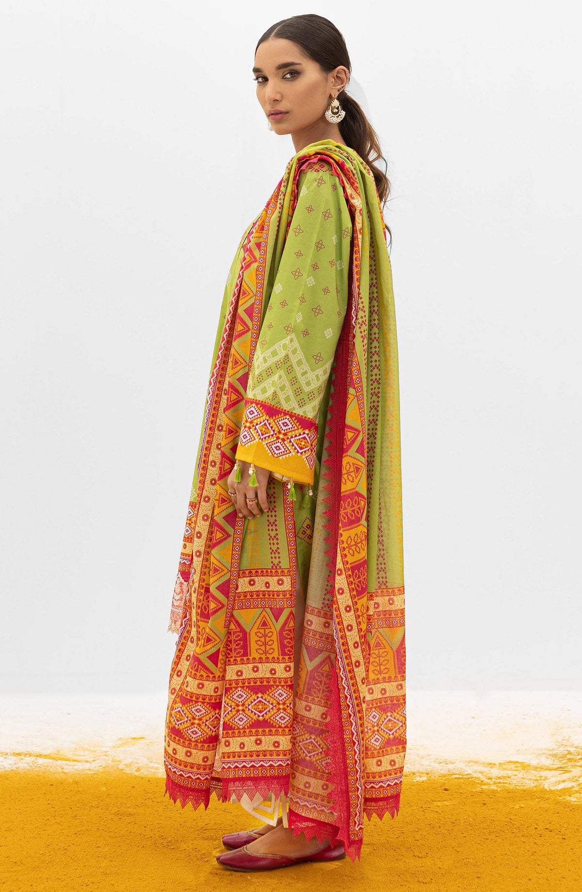 Orient - Unstitched 3 Piece Embroidered Lawn Shirt , Cambric Pant and Lawn Dupatta