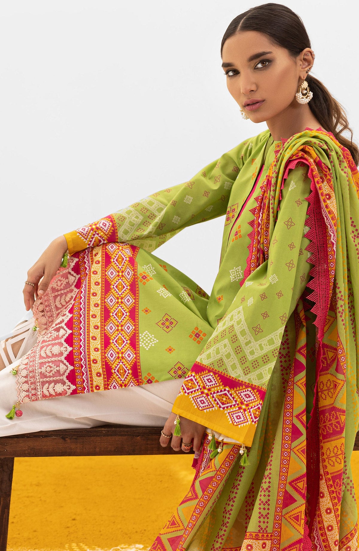 Orient - Unstitched 3 Piece Embroidered Lawn Shirt , Cambric Pant and Lawn Dupatta