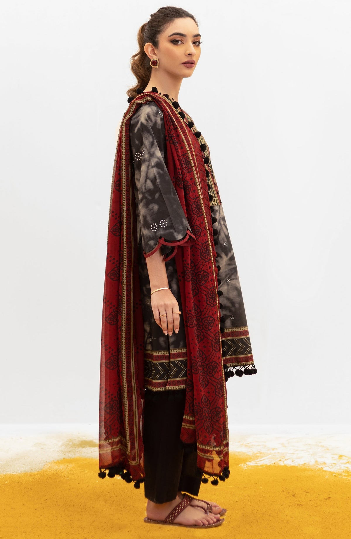 Orient - Unstitched 2 Piece Printed Lawn Shirt and Chiffon Dupatta