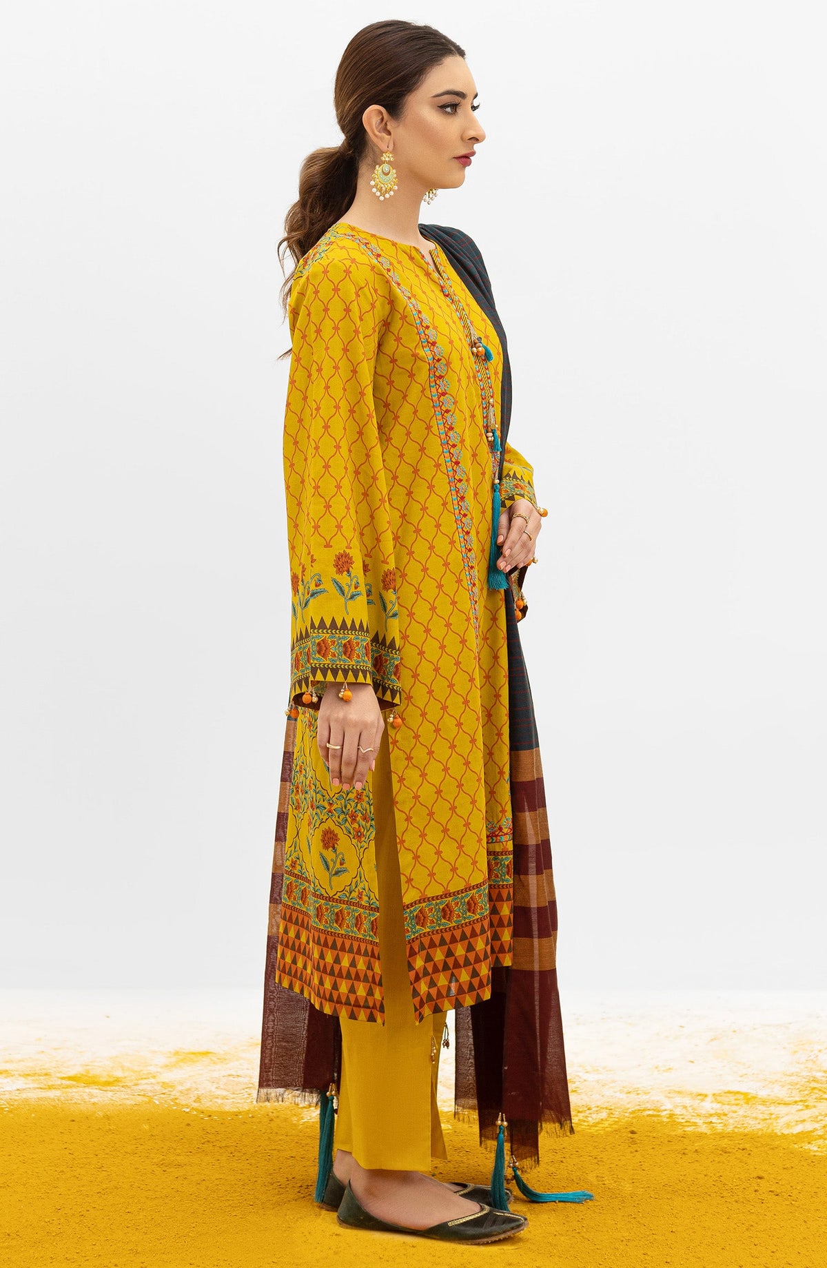 Orient - Unstitched 3 Piece Embroidered Lawn Shirt , Cambric Pant and Yarn Dyed Dupatta