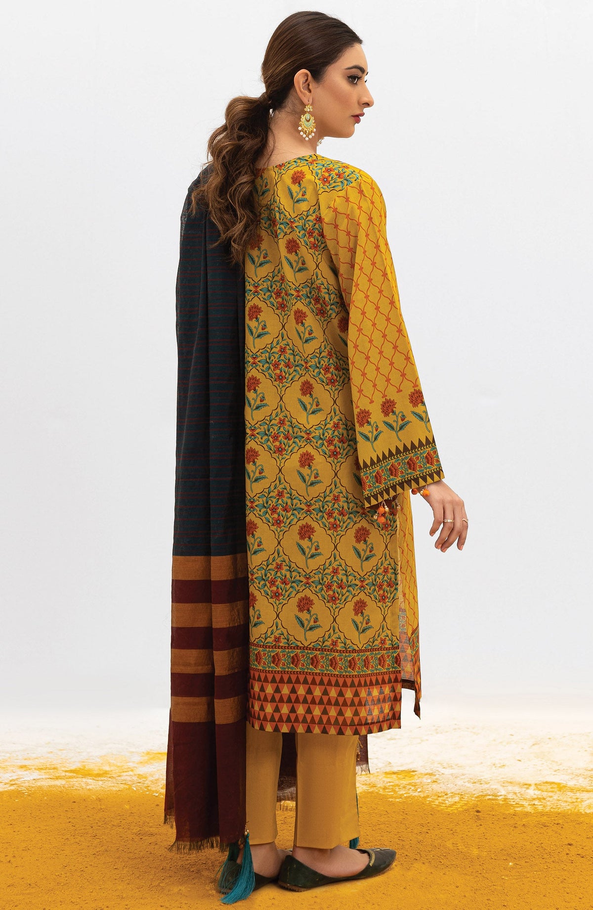 Orient - Unstitched 3 Piece Embroidered Lawn Shirt , Cambric Pant and Yarn Dyed Dupatta