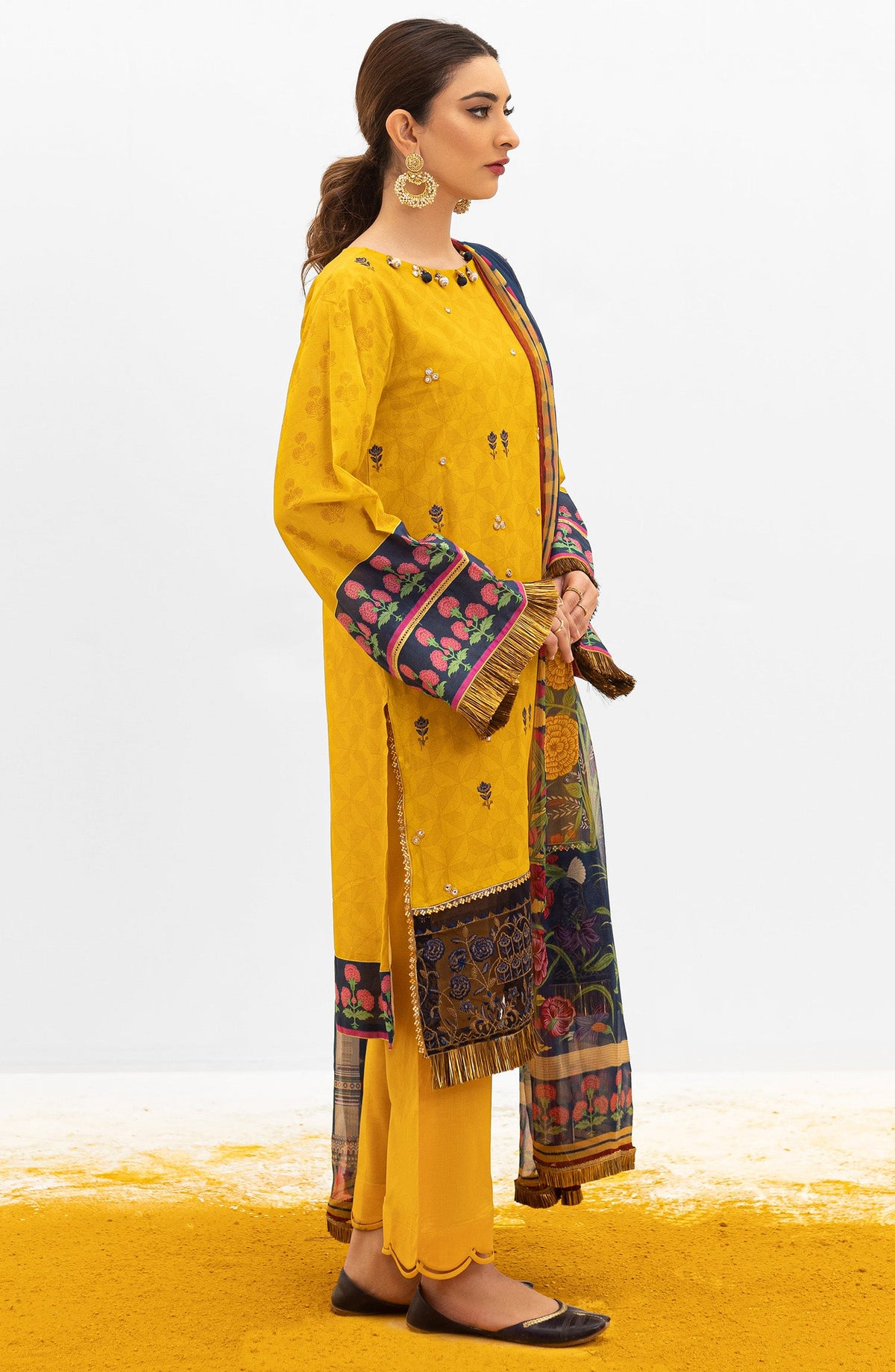 Orient - Unstitched 3 Piece Embroidered Lawn Shirt , Dyed Textured Pant and Chiffon Dupatta