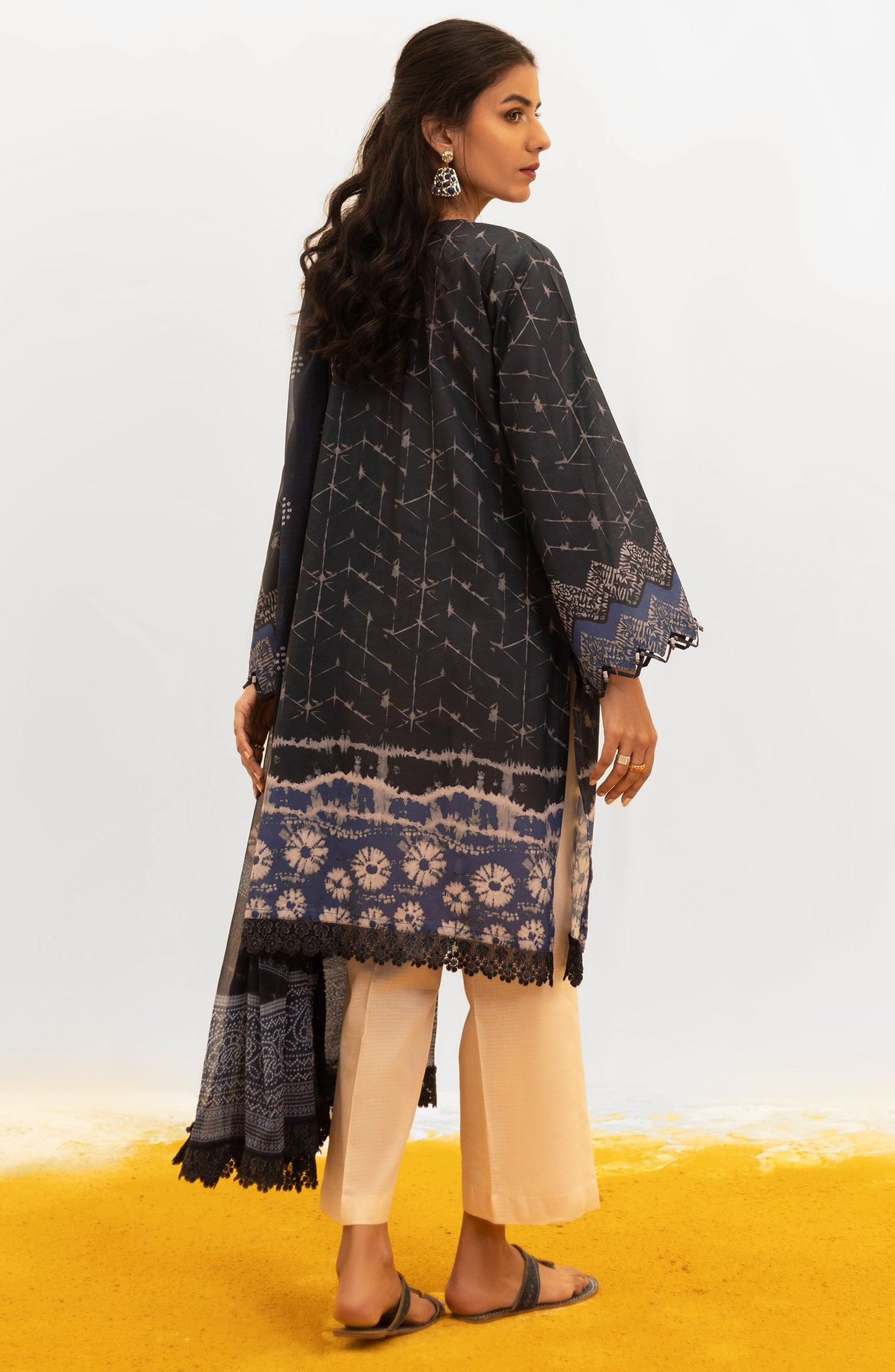 Orient - Unstitched 2 Piece Printed Lawn Shirt and Chiffon Dupatta