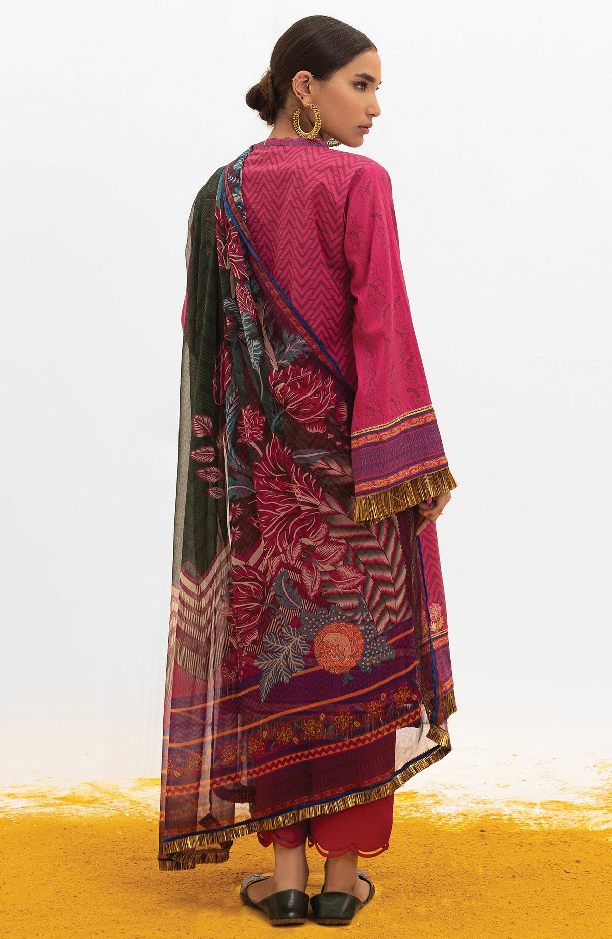 Orient - Unstitched 3 Piece Embroidered Lawn Shirt , Dyed Textured Pant and Chiffon Dupatta