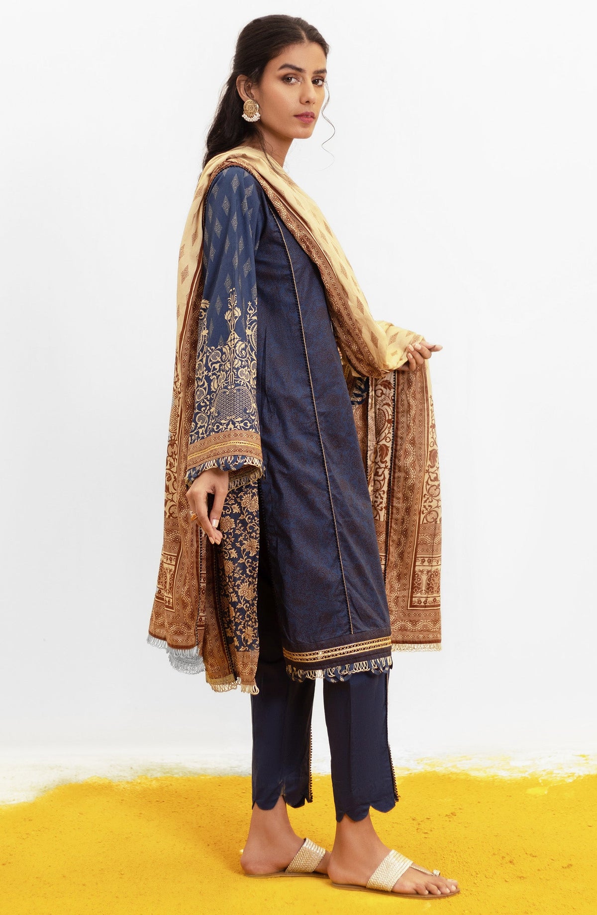 Orient - Unstitched 3 Piece Embroidered Lawn Shirt , Cambric Pant and Lawn Dupatta